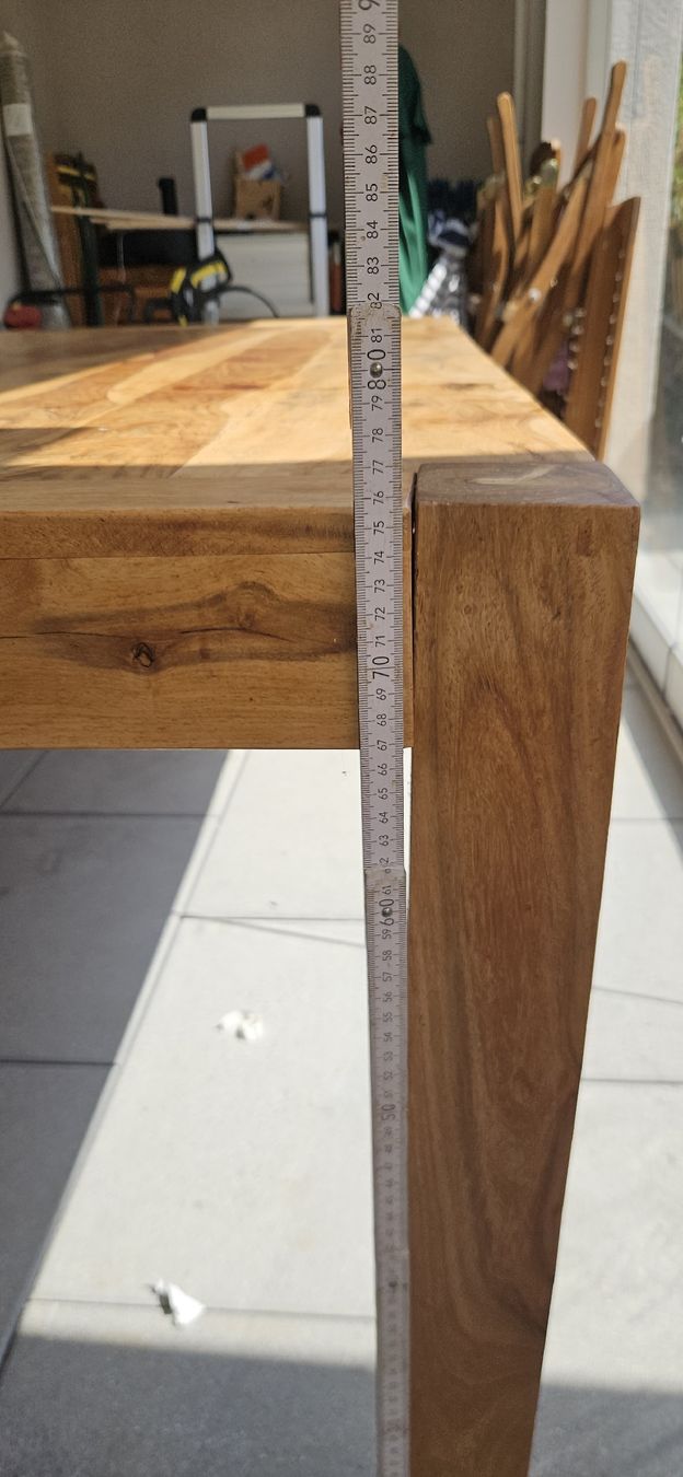 Kare Tische: Kare Tisch – Gebraucht aus Märstetten von ana_k6ss 2