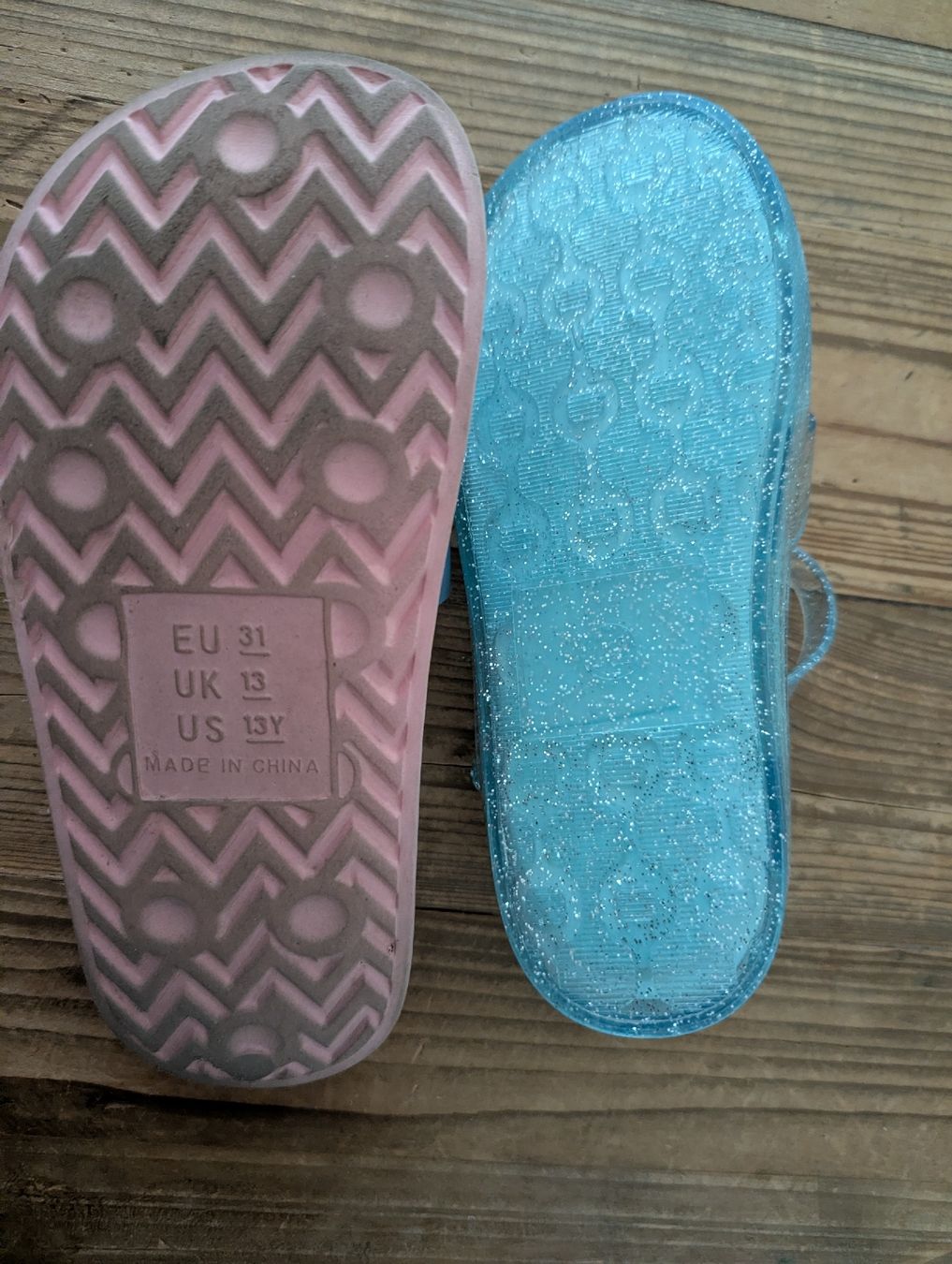 Chaussures filles: Grösse 30 - 31 – D'occasion à Wallisellen par Taurusit 1