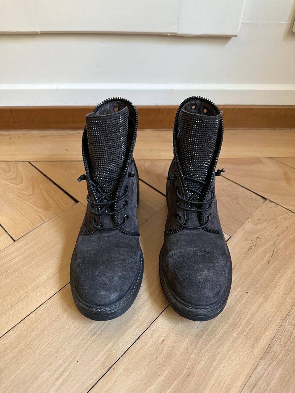 Damenschuhe: FRU.IT - Wildleder Stiefelette dunkelgrau 35 – Gebraucht aus Zürich von Diazaio 2