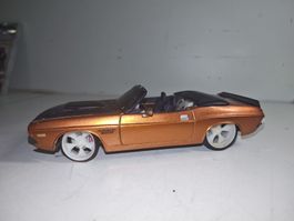 Modellauto Dodge Challenger R/T 1970 Cabrio, 1:24. (nov638)