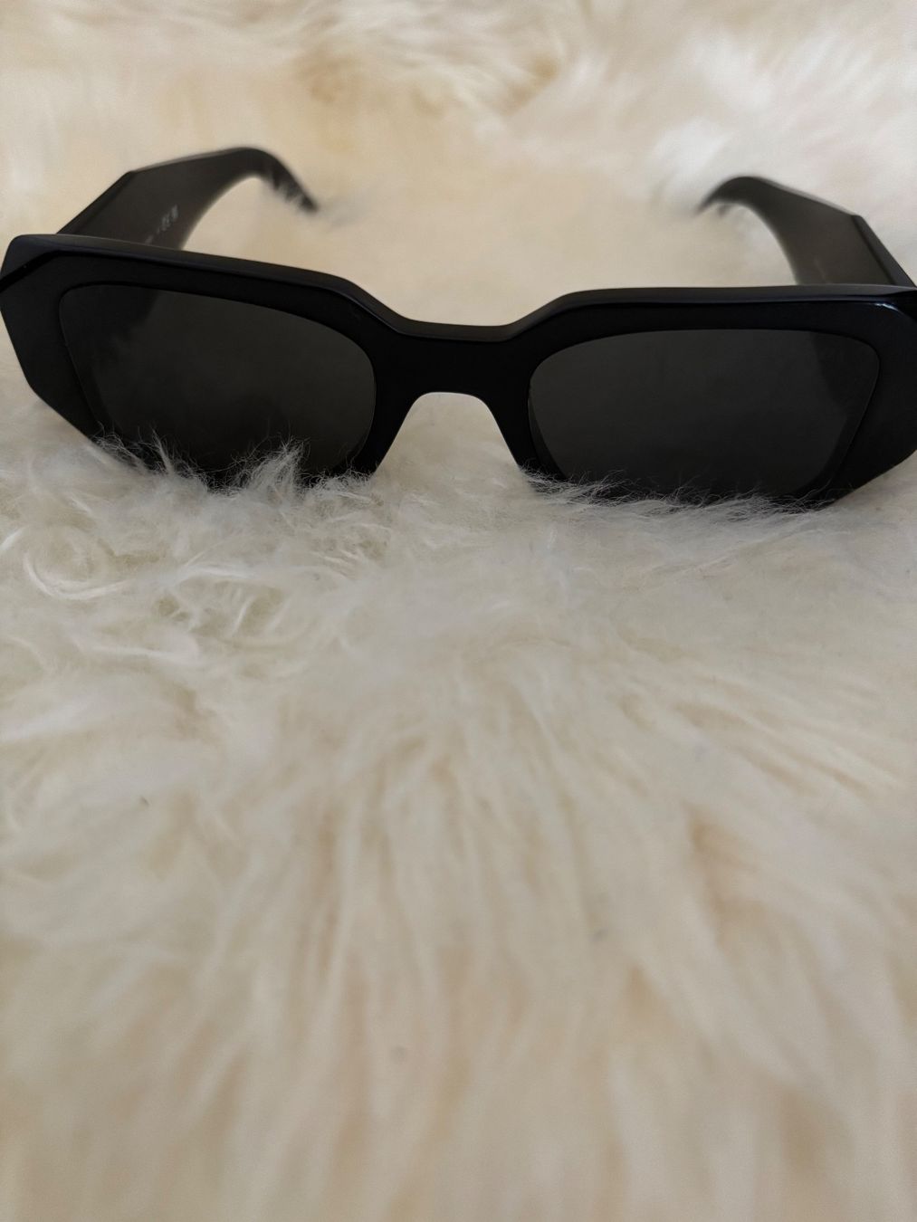 Occhiali & Lenti: Prada Sonnenbrille – Nuovo (secondo la descrizione) da Zürich venduto da cvr_lv6d 1
