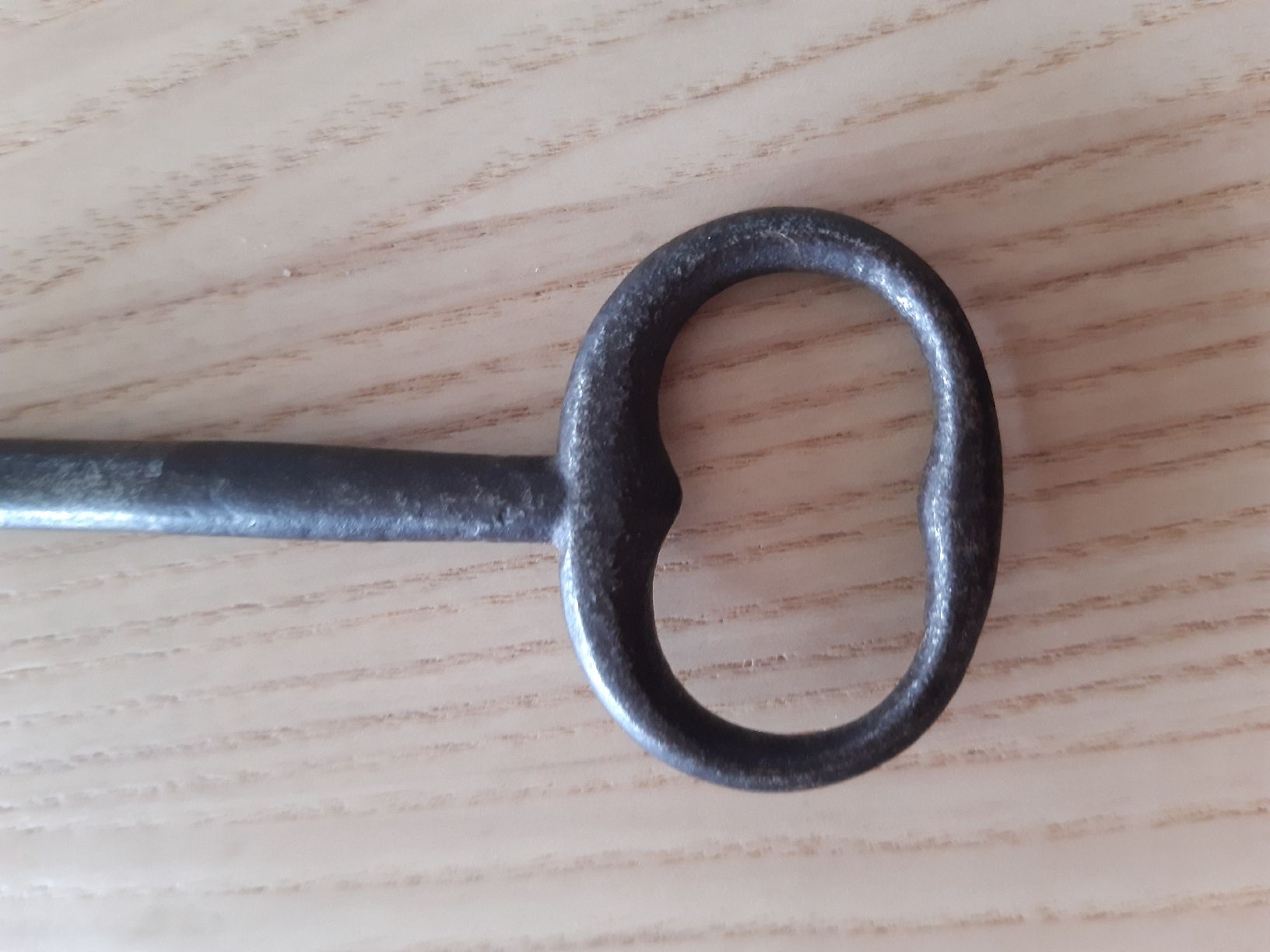 Schlüssel: Bartschlüssel antik Eisen 14cm – Gebraucht aus Zollikofen von Holidaymaker 3