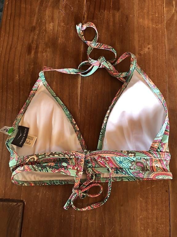Costumi da bagno & Bikini: Bikinioberteil von Venice Beach, Grösse 36C – Usato da Rüschegg Heubach venduto da sharky81 1