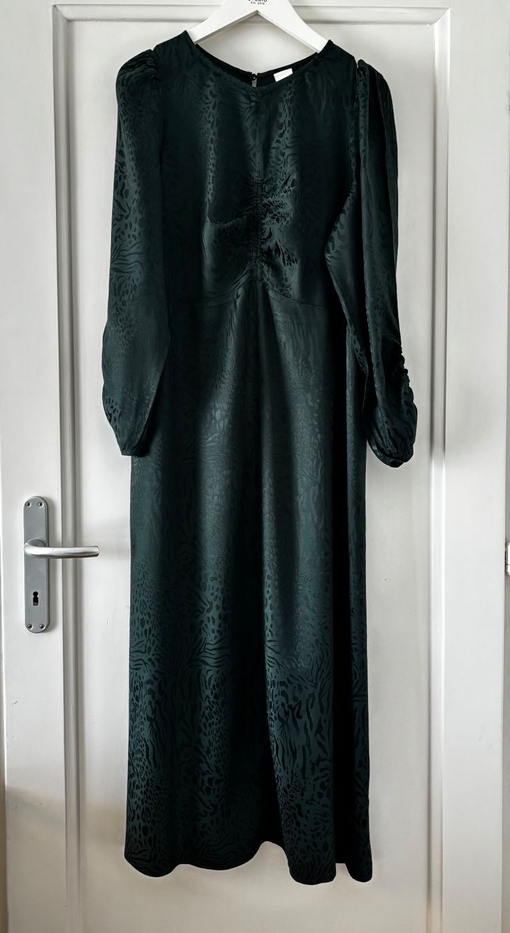 Vestiti: Dress - H&M - size 42 – Usato da Cully venduto da Maar_K