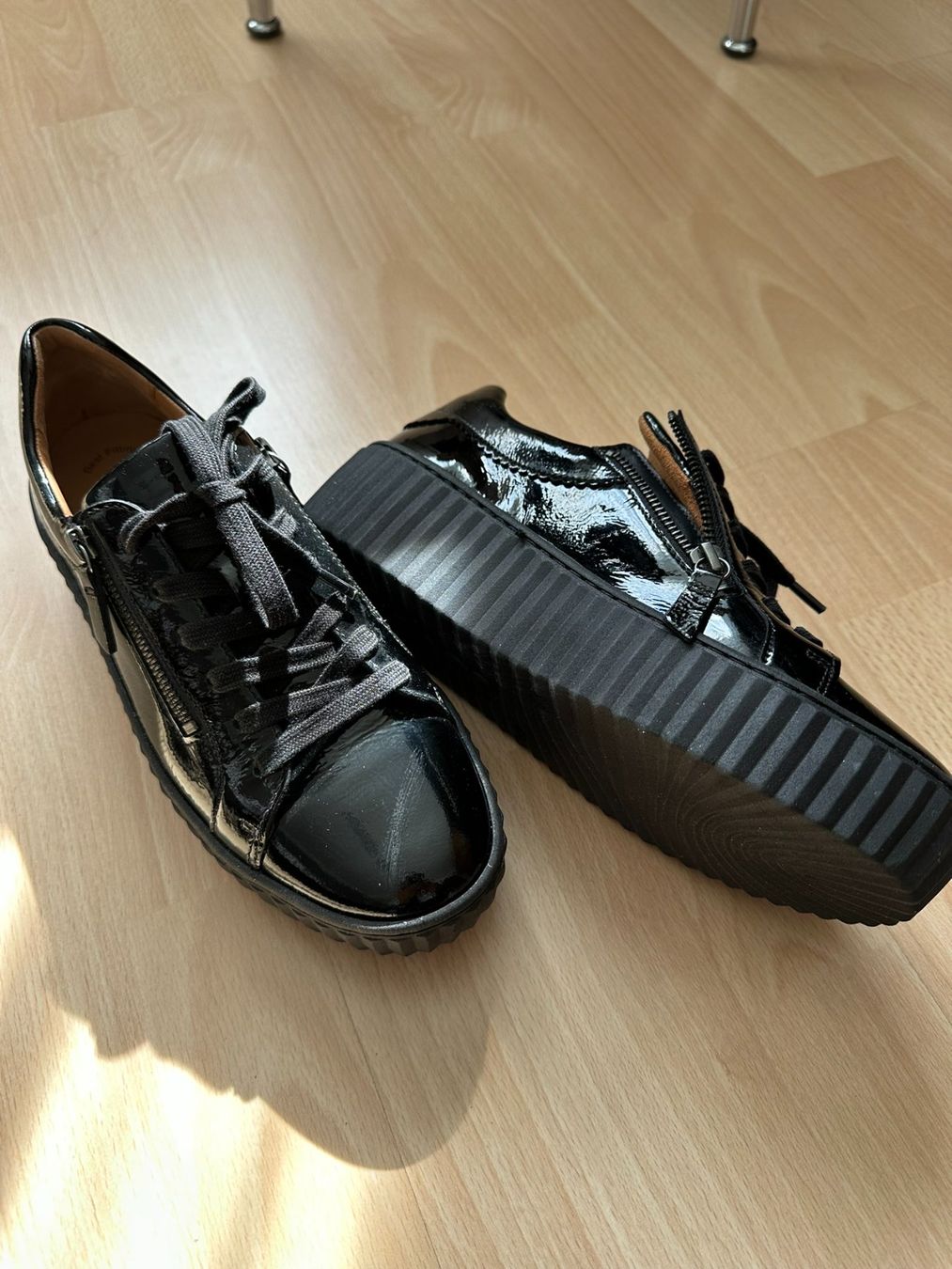 Gabor Scarpe da donna: Gabor Sneaker  Lackleder,  6.5 – Nuovo (secondo la descrizione) da Thusis venduto da efa