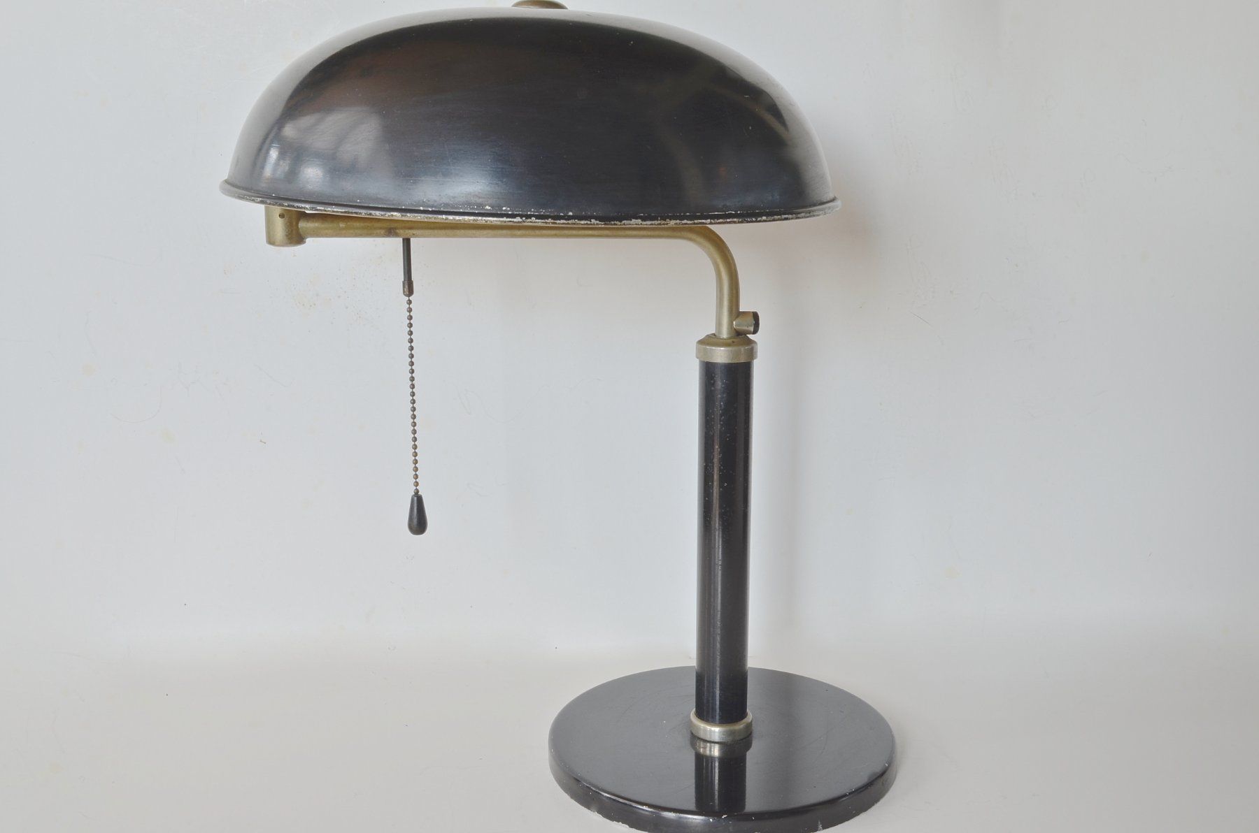 Amba Lampade: Bauhaus AMBA Original-Tischleuchte, um 1930. – Usato da Meilen venduto da glenbeigh 2