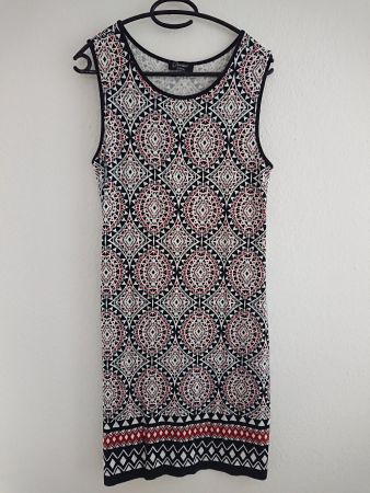 Damen Kleid von Yessica C&A Gr. 36 Weiss Schwarz Rostrot