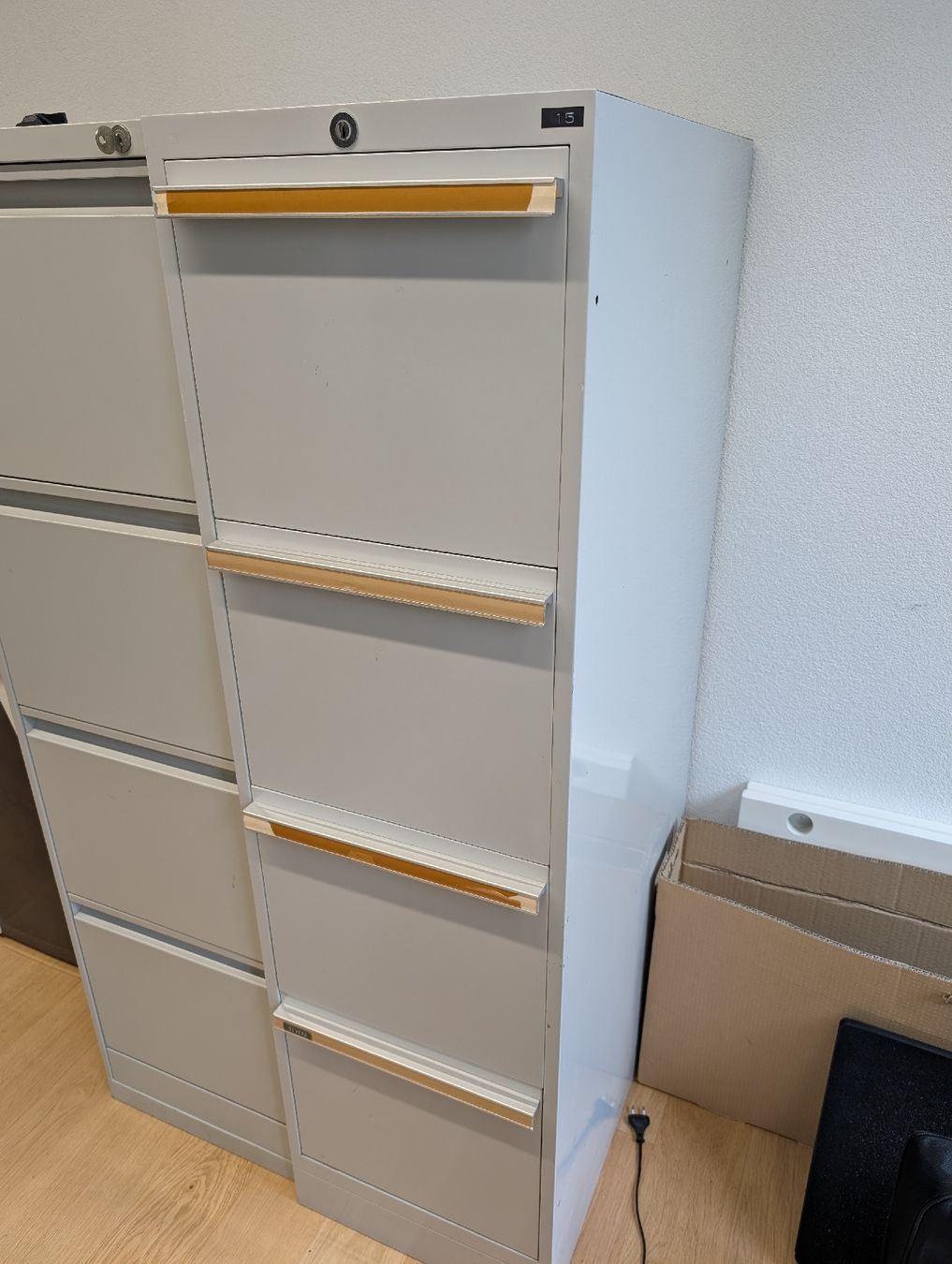 Raccoglitori: classeur pour dossier suspendu – Usato da Lausanne venduto da Ddelrieux