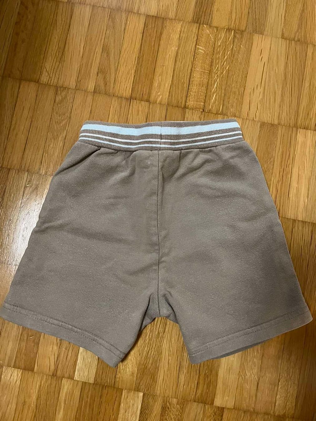 H&M Hosen: H&M Shorts Gr. 80 – Gebraucht aus Jona von Good_luck1_