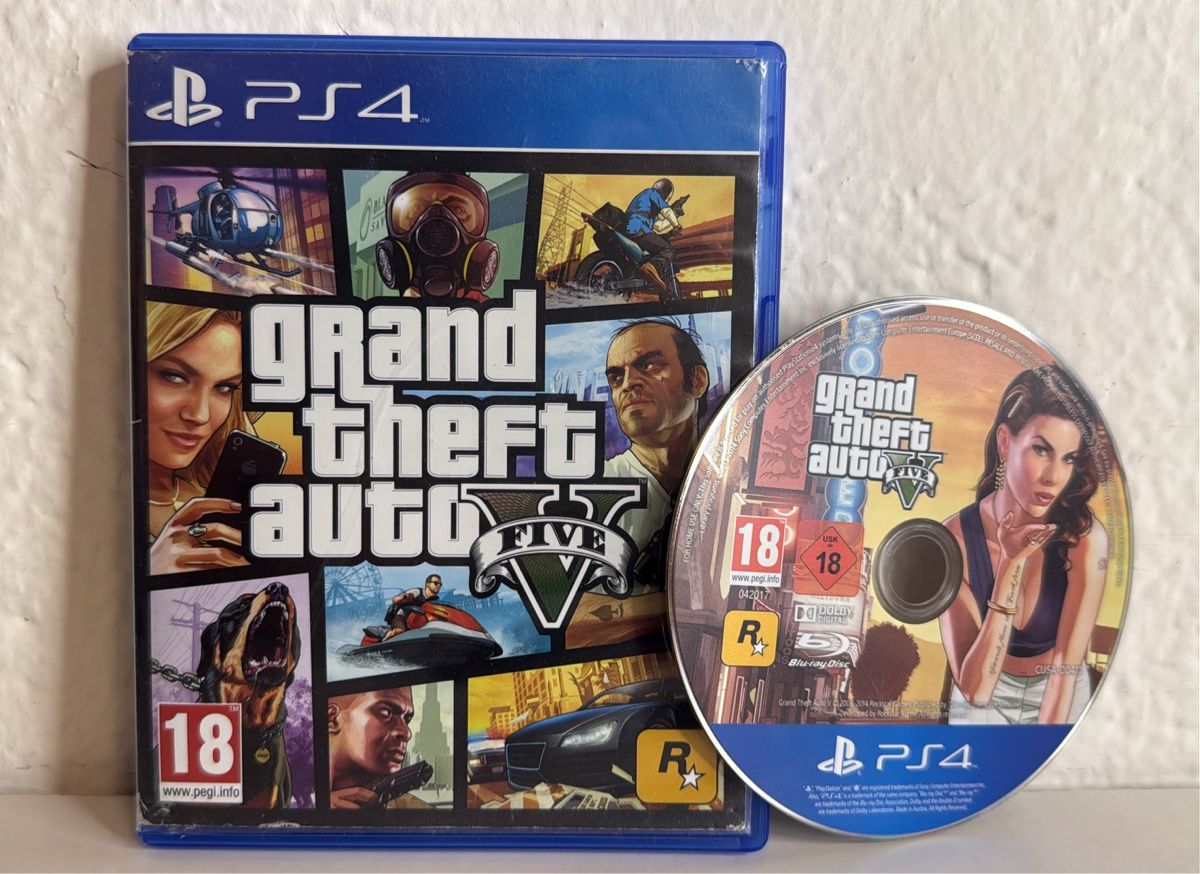 Sony Spiele: Grand Theft Auto V PS4/PS5 - Game Disc and Case – Gebraucht aus Ehrendingen von bubulence