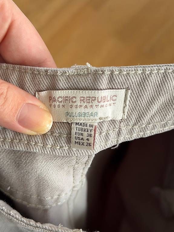 Hosen: Pantaloni cargo beige 36 Pull&bear – Gebraucht aus Zürich von ame_j5mq 2