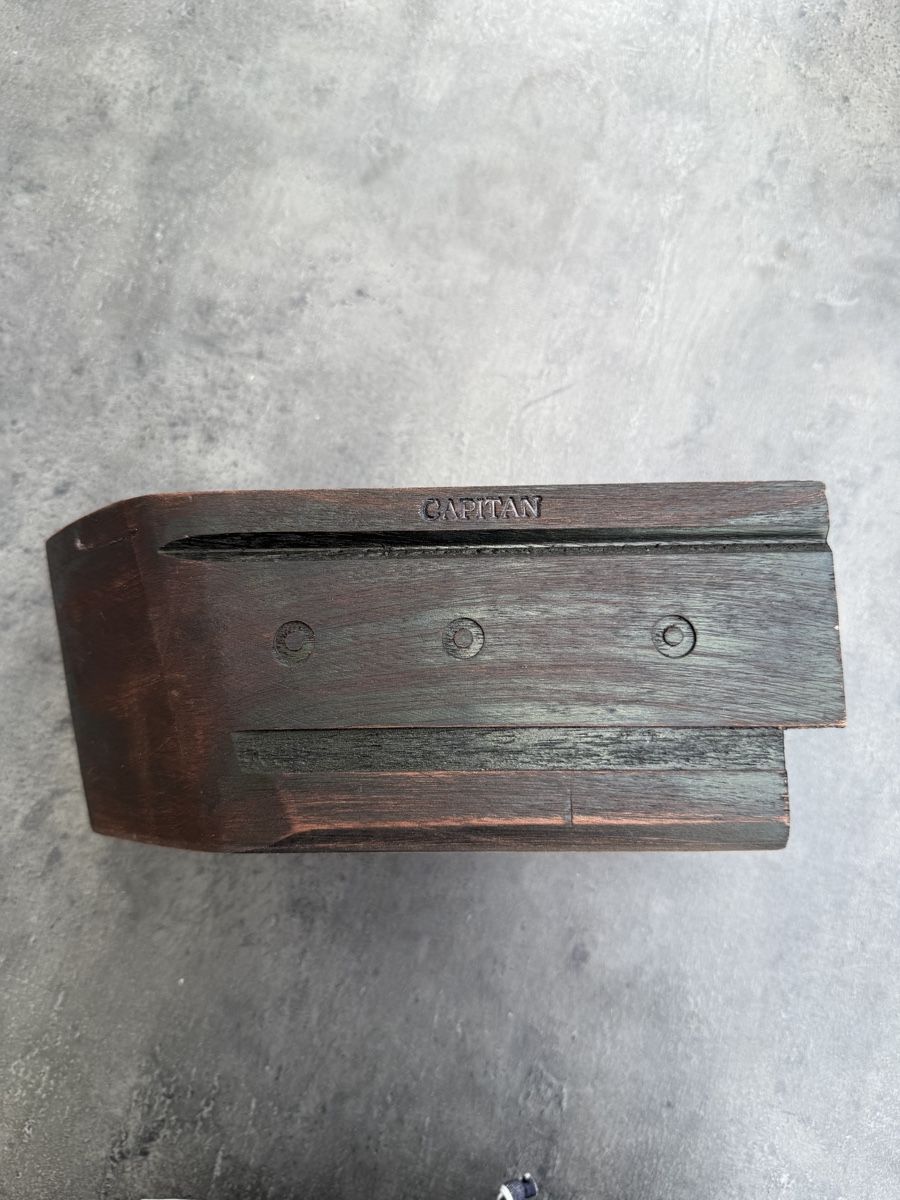 Altro: Holzbox Capitan The Conqueror 20cm dunkelbraun – Usato da Seuzach venduto da kaufes8 1