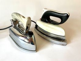 2 antike elektrische Bügeleisen, ca. 1935-1950 aus Sammlung