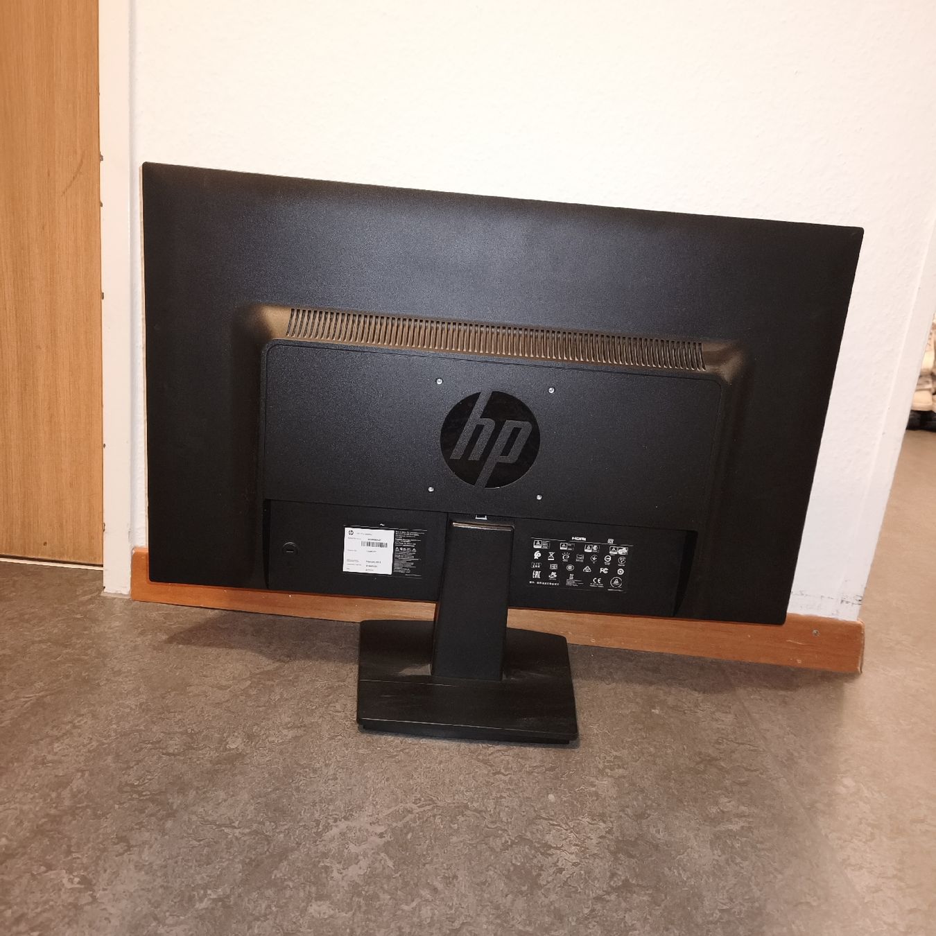 Hewlett Packard Monitore: HP 27o Display – Gebraucht aus Spreitenbach von Redseller 1