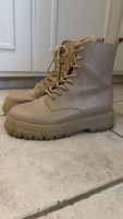 STRADIVARIUS CHUNKY BOOTS BEIGE BIKER BOOTS GR.39