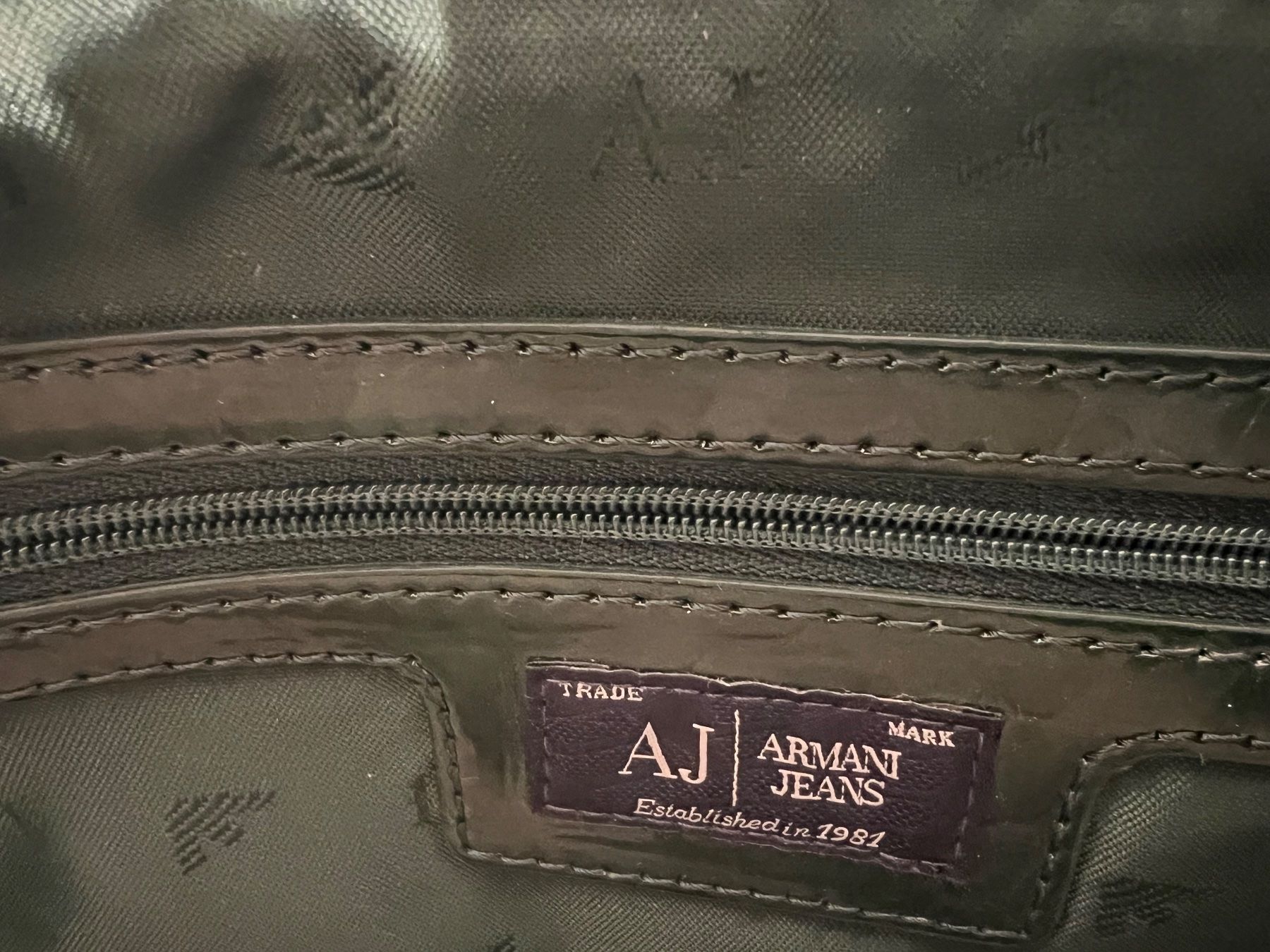 Taschen für Damen: Tasche Armani Jeans – Gebraucht aus Fürigen von beccaris 2