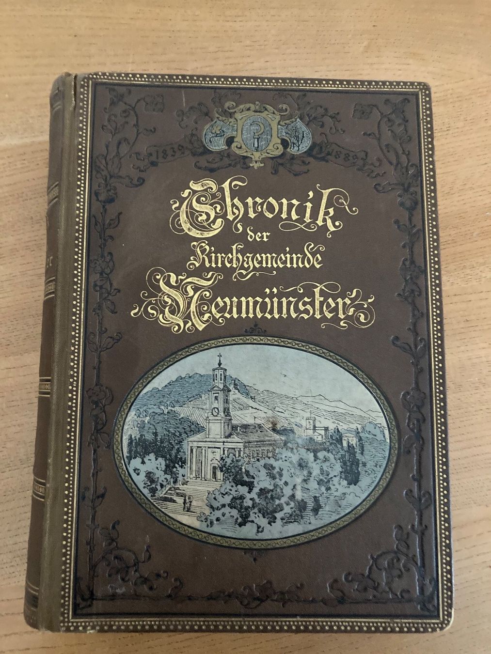 Bücher: Chronik der Kirchgemeinde Neumünster 1889 – Gebraucht aus Manno von tin_2vgz