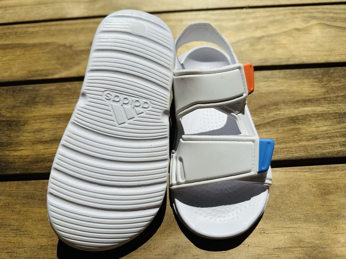 Adidas Scarpe per ragazzi: Wasserschuhe Adidas, Gr. 31 – Nuovo (secondo la descrizione) da Bottighofen venduto da Tonic1977 1