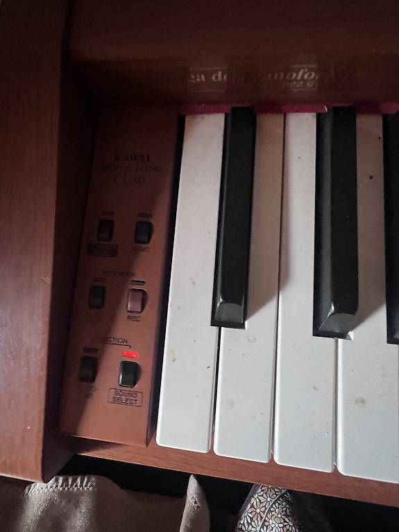Instruments de musique: Piano Kawai – D'occasion à Caslano par gre_q2gv 2