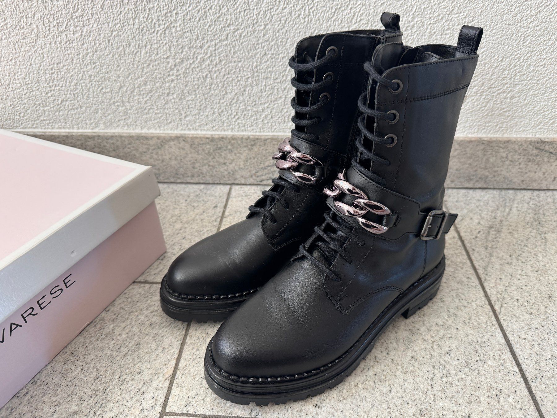 Damenschuhe: Neu** Leder Stiefel Varese – Neu und originalverpackt aus Zollikon von Krenapf 1