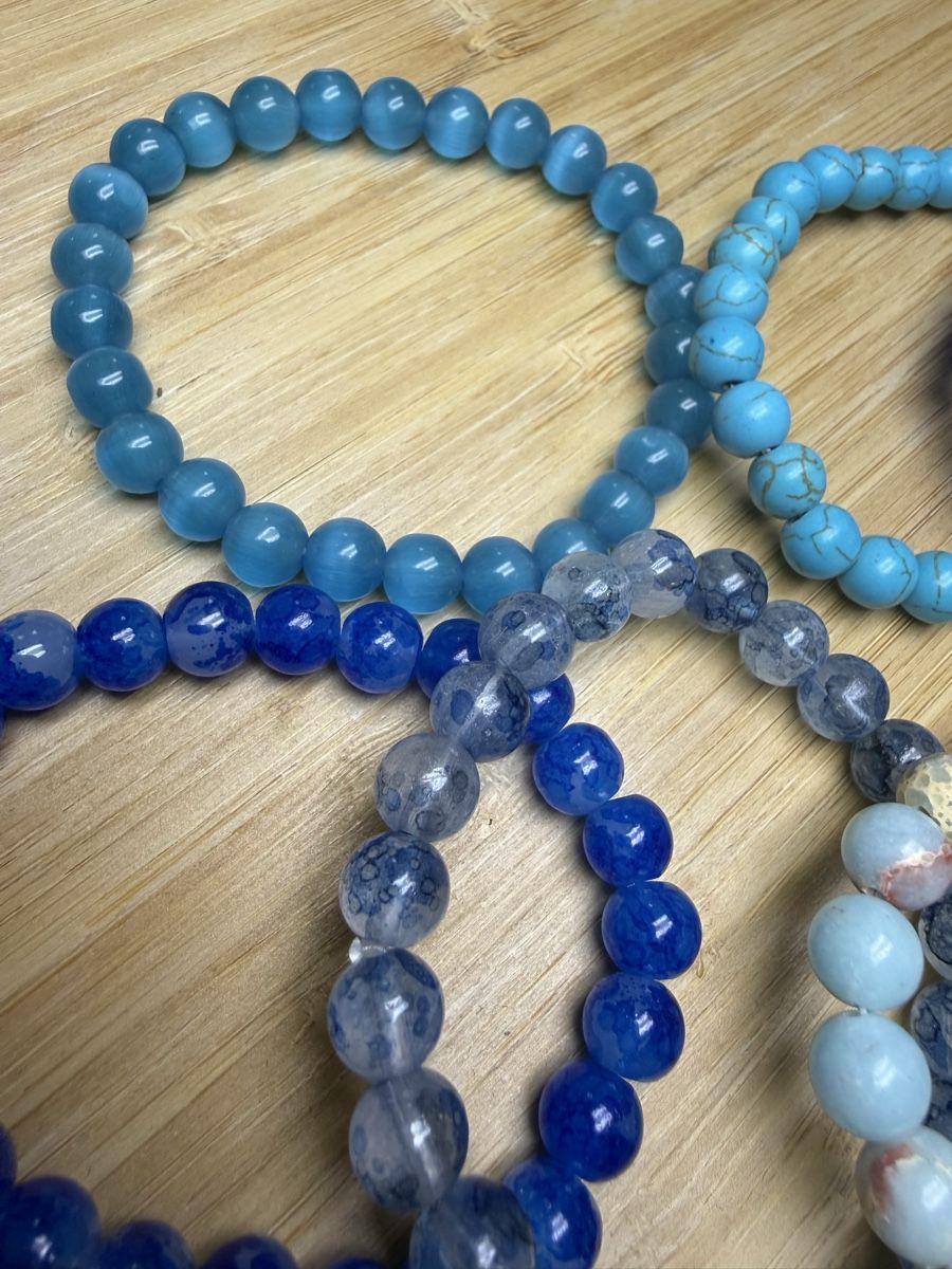 Bracciali & Braccialetti: Perlenarmbänder Set 6 Stück blau gemischt NEU – Nuovo e nell'imballaggio originale da Wald ZH venduto da Carloiten 3