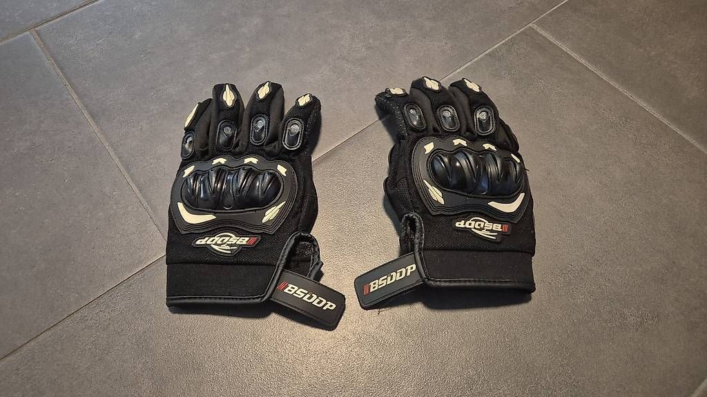 Guanti & manicotti: BSDDP Motorradhandschuhe (Schwarz) – Usato da Niederglatt ZH venduto da TL__