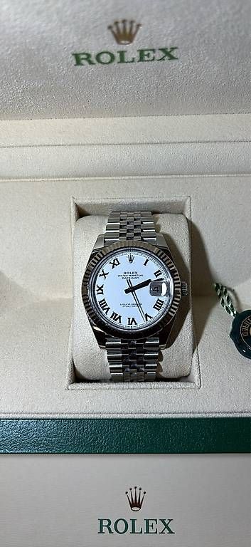Rolex Montres: Rolex Datejust 41 – D'occasion à Villmergen par nelaz