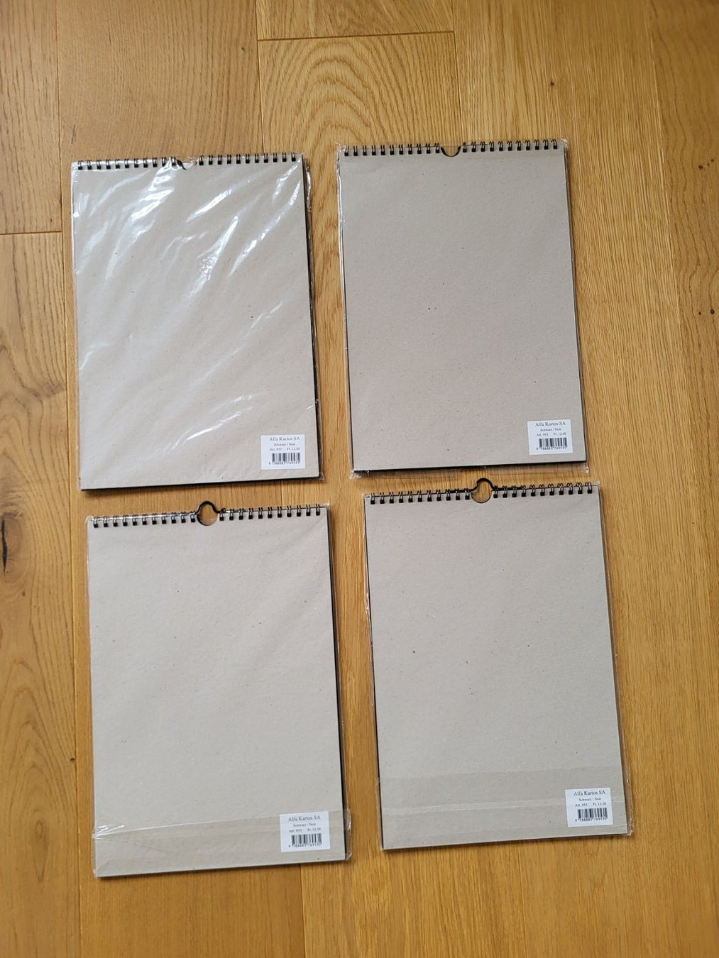Kit bricolage: 4x Bastelkalender, mit Spiralbindung, DIN A4 – Nuovo e nell'imballaggio originale da Richterswil venduto da adora88 4
