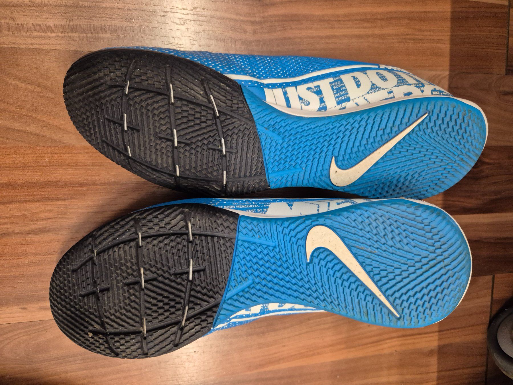 Scarpe da uomo: Nike Spirtschuh Grösse 42 K3 – Usato da Schwarzenburg venduto da flamingo1970 1
