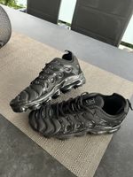 Nike Air VaporMax Plus Triple Black 
