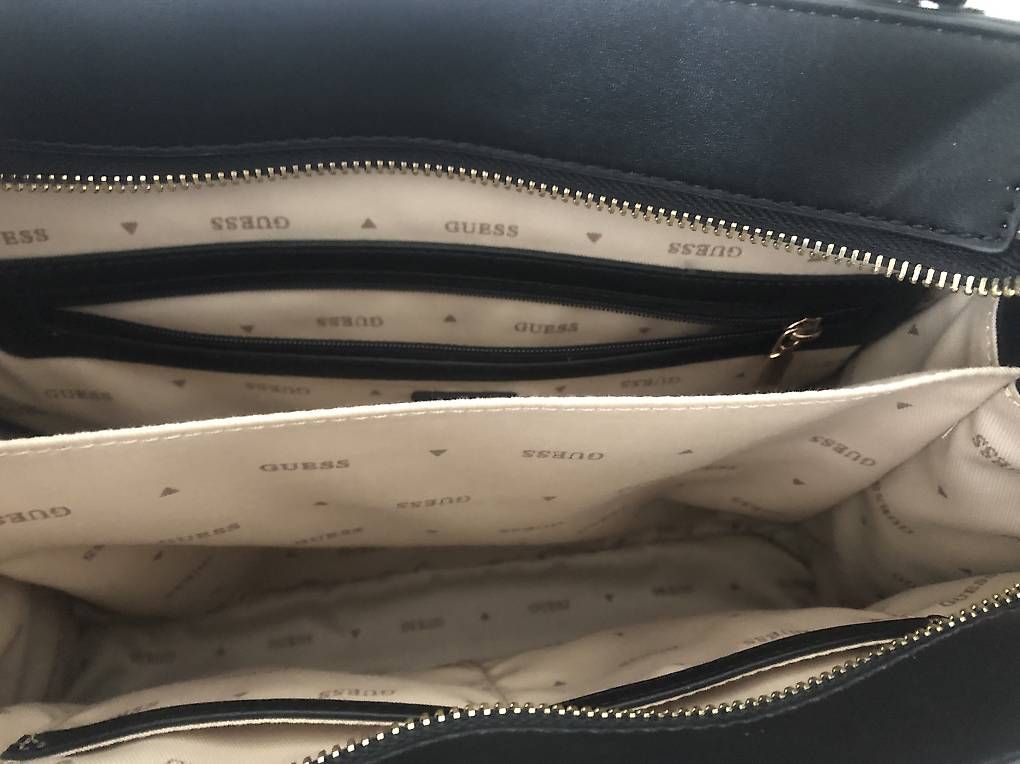 Borse da donna: Neue Guess Tasche  – Usato da Bern venduto da siory90 3