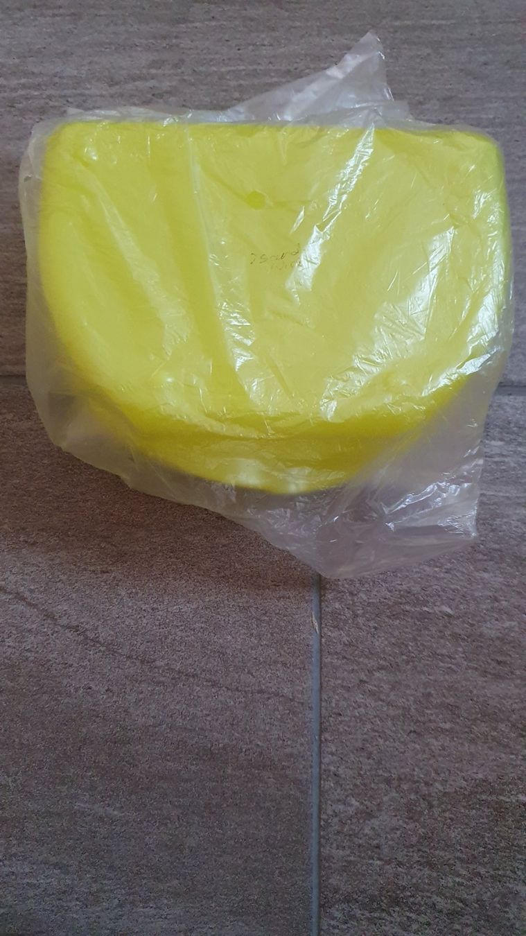 Tupperware Contenitori & Simili: Tupperware Sandwichsbox – Nuovo e nell'imballaggio originale da Belp venduto da piccolo63