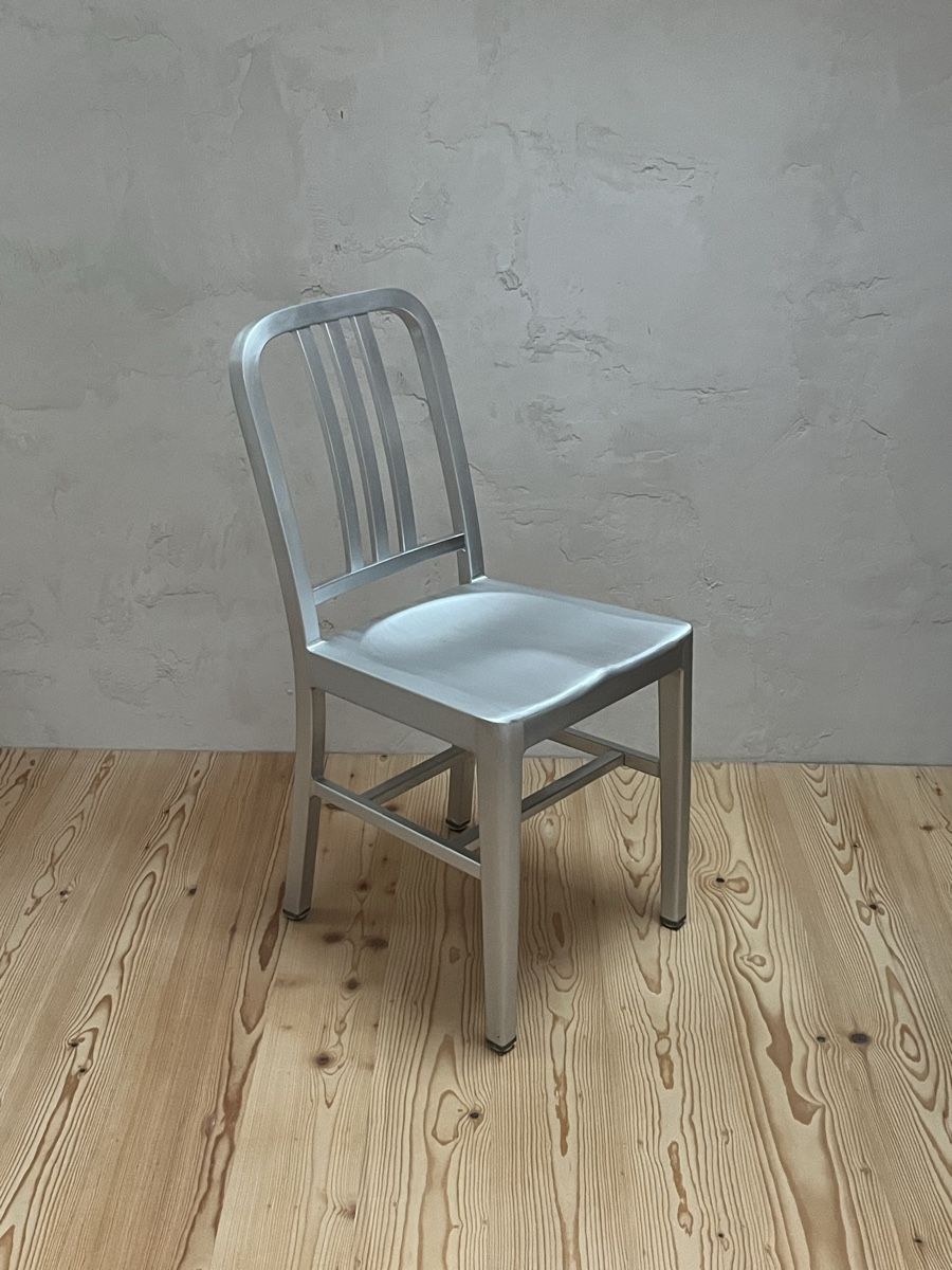 Sedie: Aluminium stuhl, Emeco style – Usato da La Chaux-de-Fonds venduto da mal_29gk