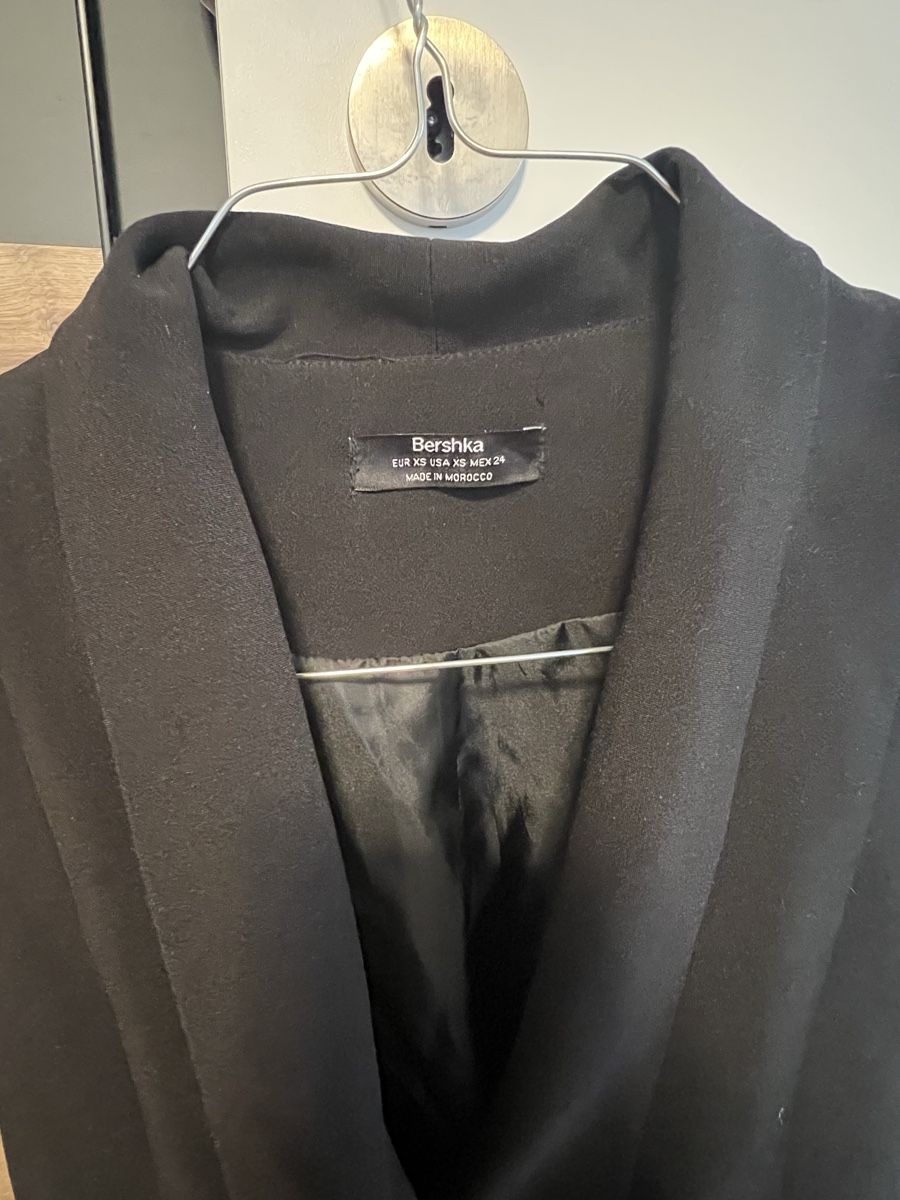 Bershka Kleider: Kleid – Neu (gemäss Beschreibung) aus Zürich von tyr_5j6q 2