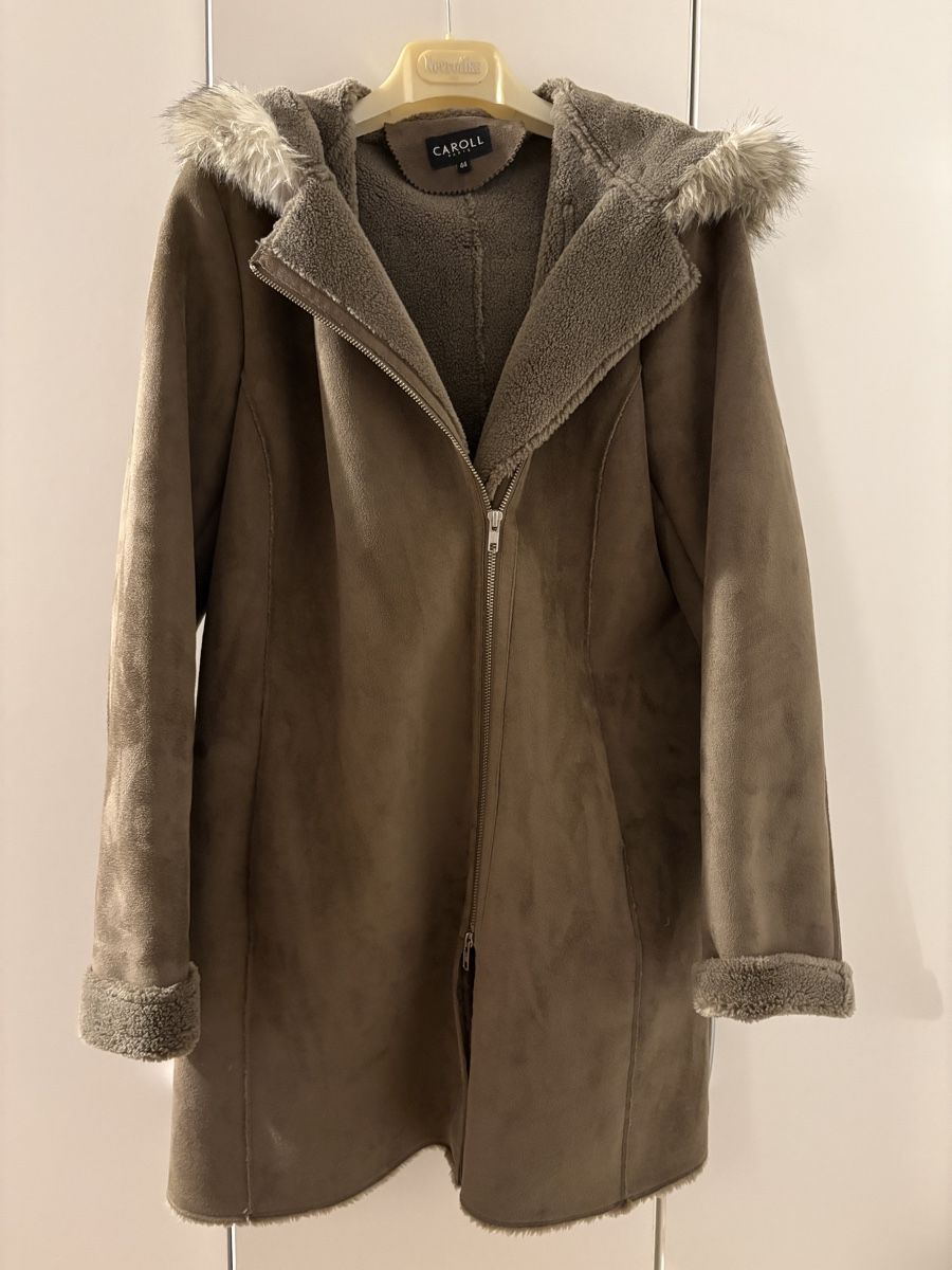 Caroll Mäntel: Caroll - Winter coat (44) – Gebraucht aus Lausanne von ValeMerky