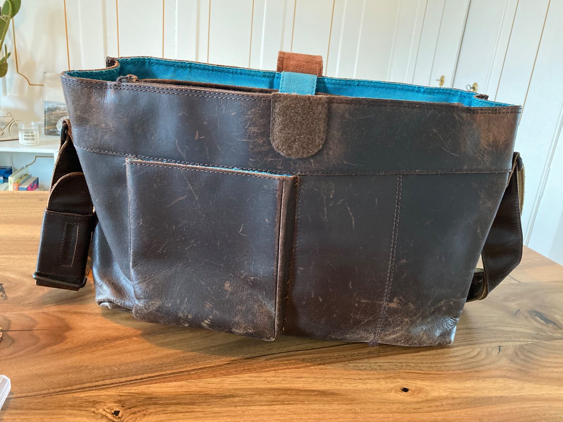Aunts & Uncles Borse: Aunts & uncles Ledertasche – Usato da St. Gallen venduto da ros_7ynt 2