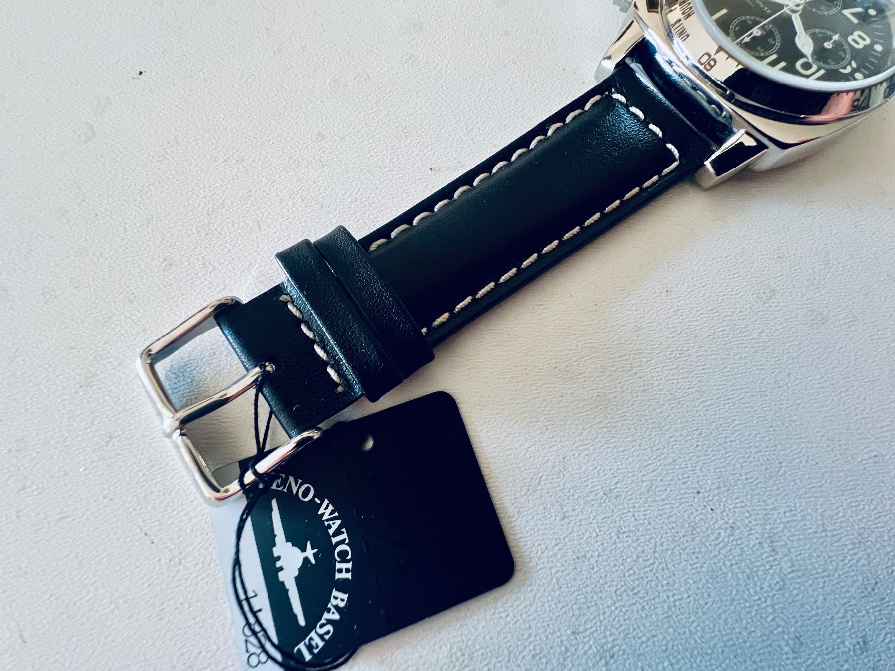 Zeno Orologi: ZENO Cambered Square Pilot Chrono Tachymeter,7750, SRP2010.- – Nuovo e nell'imballaggio originale da Le Mont-sur-Lausanne venduto da LycaGallery 7