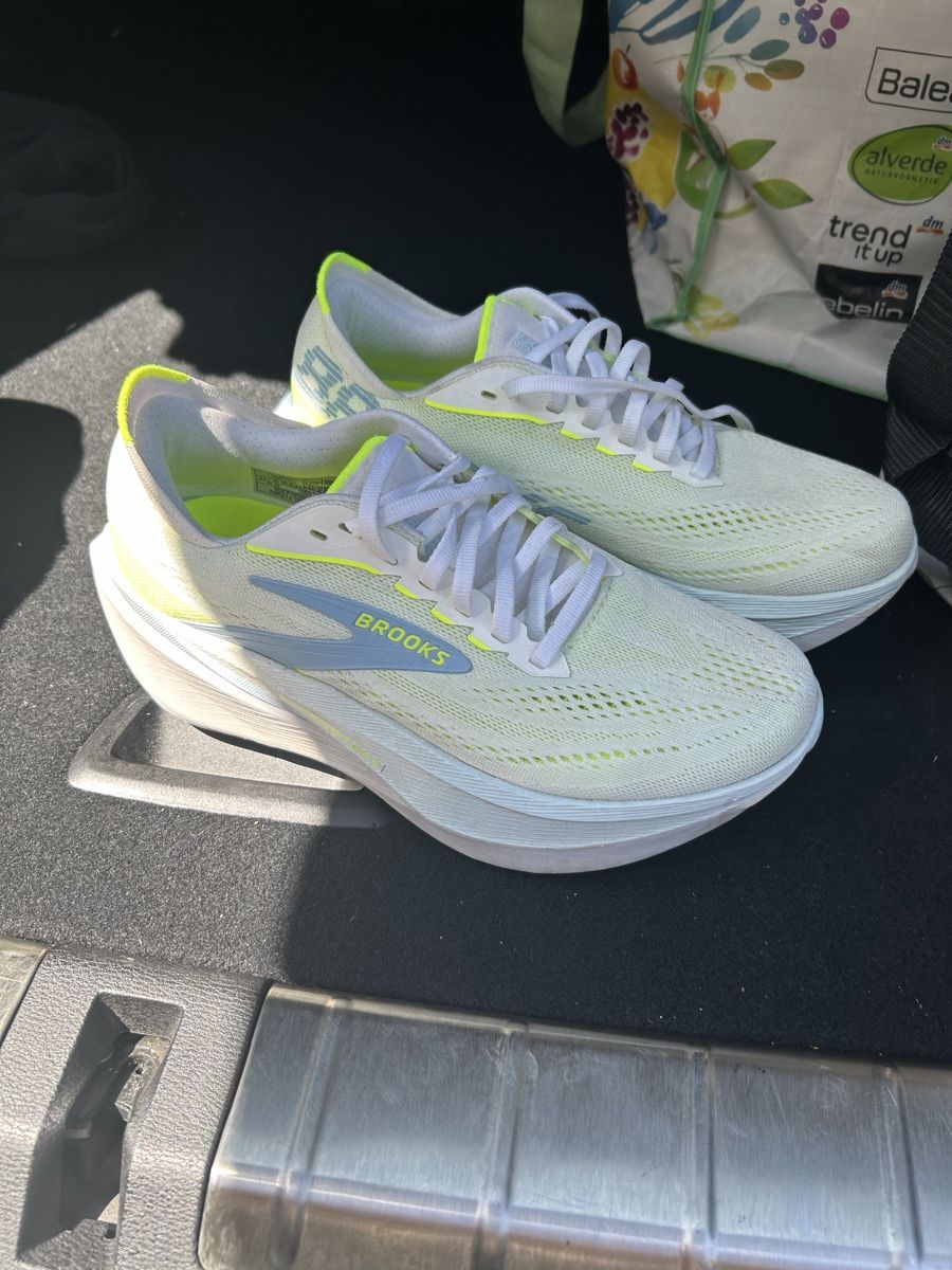 Brooks Scarpe da donna: BROOKS HYPERION MAX 4  – Nuovo (secondo la descrizione) da Kloten venduto da jan_vt58