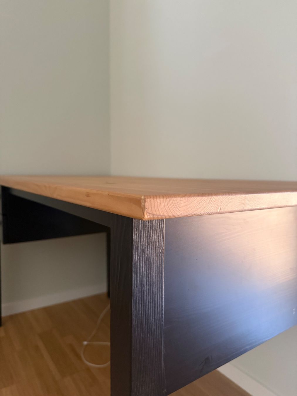 Ikea Scrivanie: IKEA Schreibtisch – Usato da Aarau venduto da kkfeliz 4