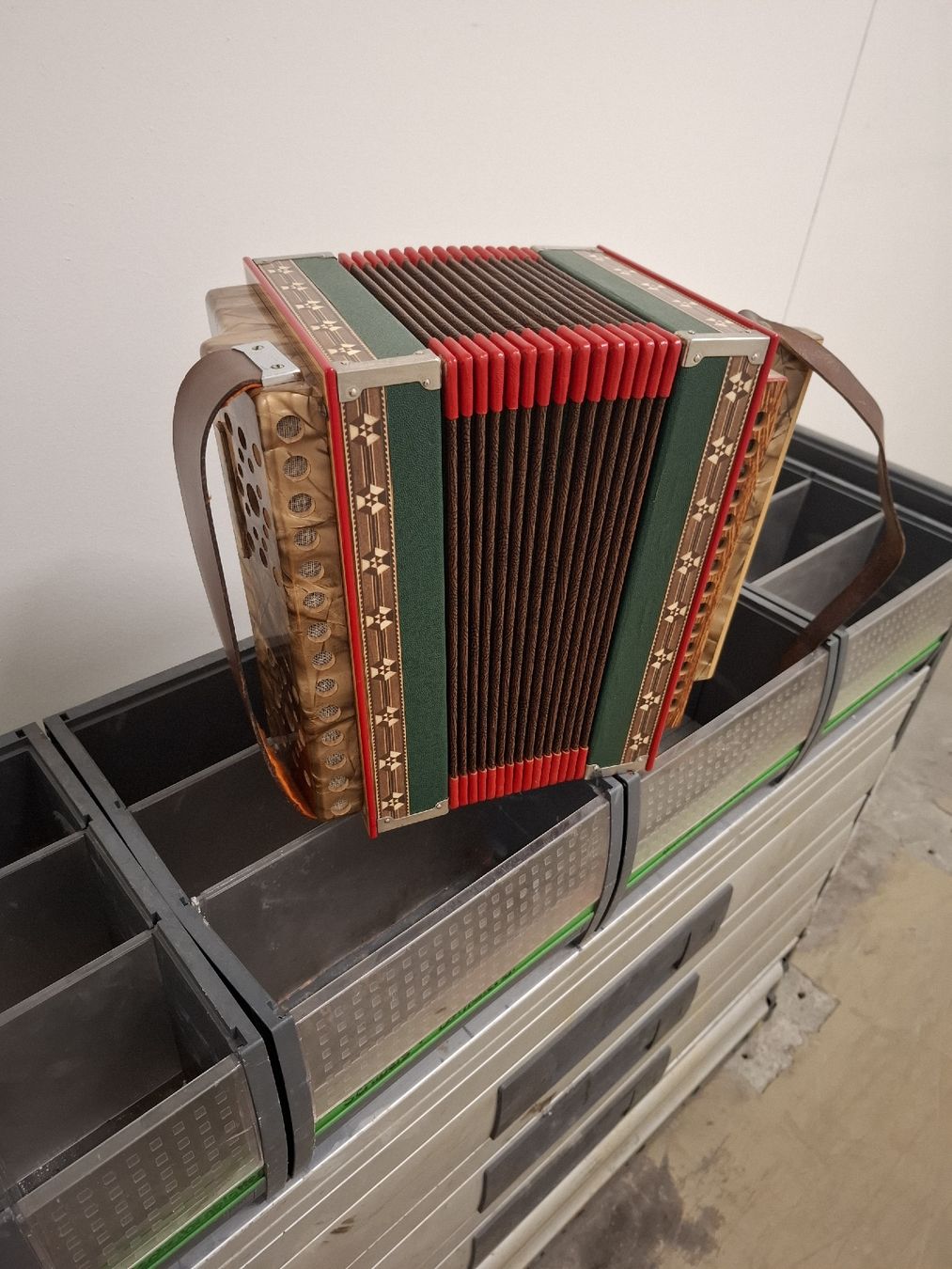 Eichhorn Strumenti musicali: Eichhorn orgeli.ton C – Usato da Villeneuve venduto da BibiVintage 8