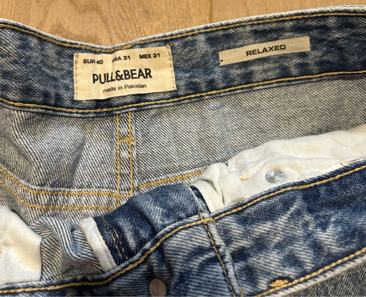 Jeans: Jeans Gr. 40 Relaxed Fit Destroyed Look – Neu (gemäss Beschreibung) aus Arlesheim von ns_762 1