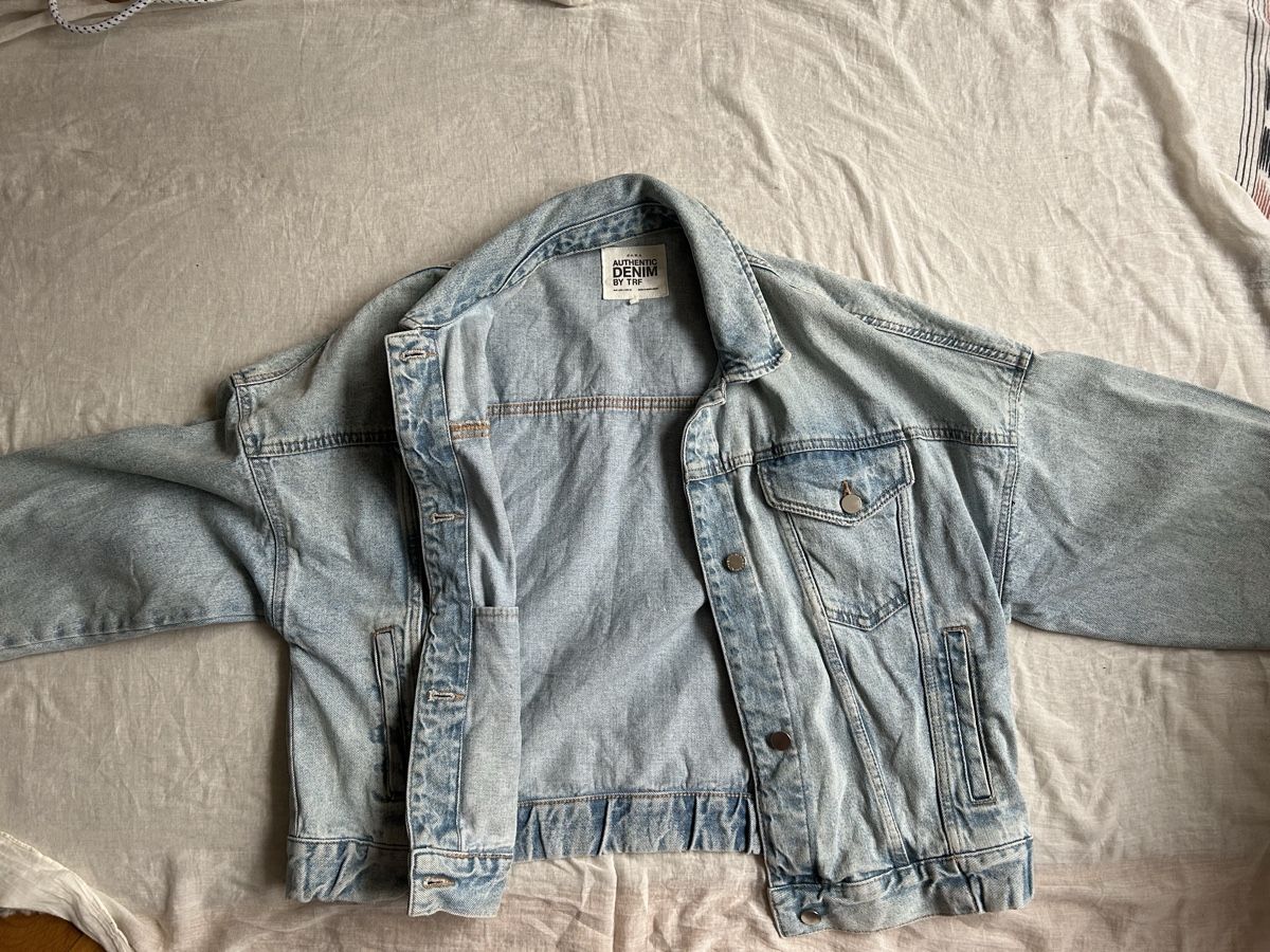 Zara Giacche: Denim Jacket Zara Light Blue  M/ L – Usato da Genève venduto da NipponiaNippon 3