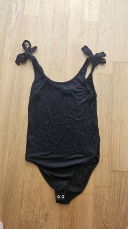 body noir, marque Primark