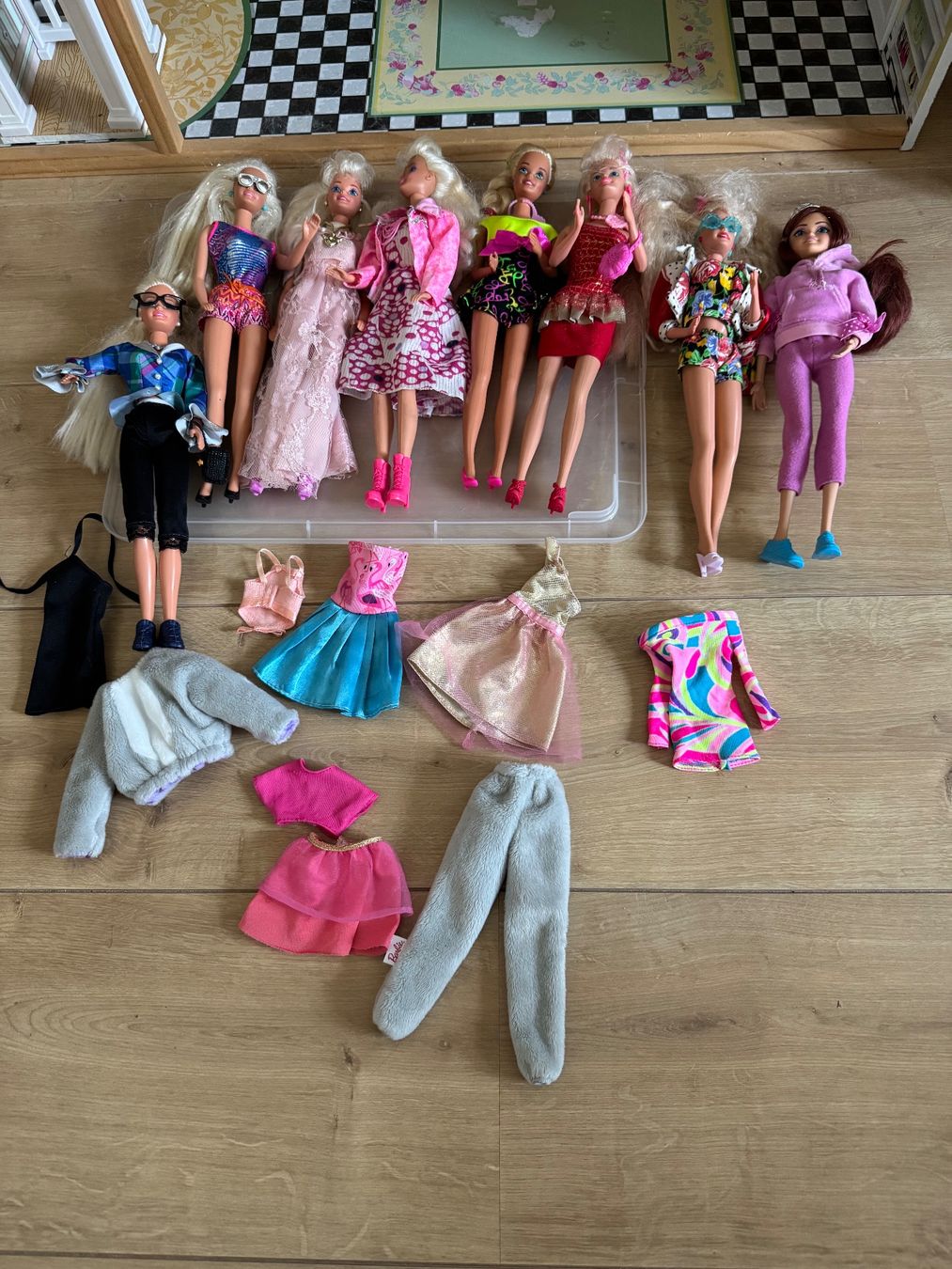 Barbie Case e mobili per bambole: Puppenhaus Inkl. Barbie – Usato da Herzogenbuchsee venduto da zukerka 3