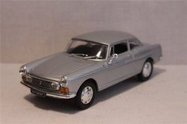 Peugeot 404 Coupé 1962-1968 silber met.       1:43 von NOREV