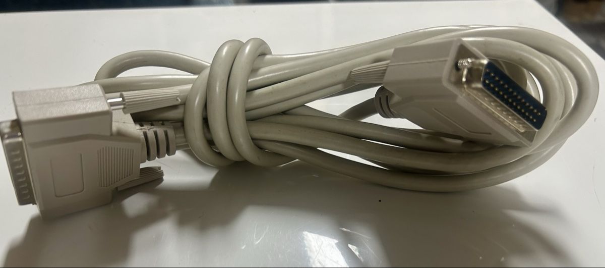 Alimentation électrique: [GUT & GÜNSTIG]: Data Transfer Switch inkl. 3 Kabel – D'occasion à Arni AG par CreaFlex 3