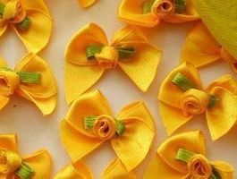 5 Noeuds en satin avec rose ORANGE 3cm