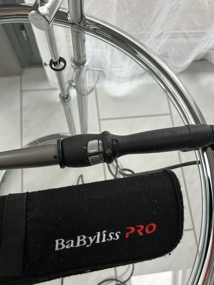 BaByliss Piastre & Arricciacapelli: BaByliss PRO Curling Iron - Create Gorgeous Waves Now! – Usato da Saland venduto da ele_vc96 1