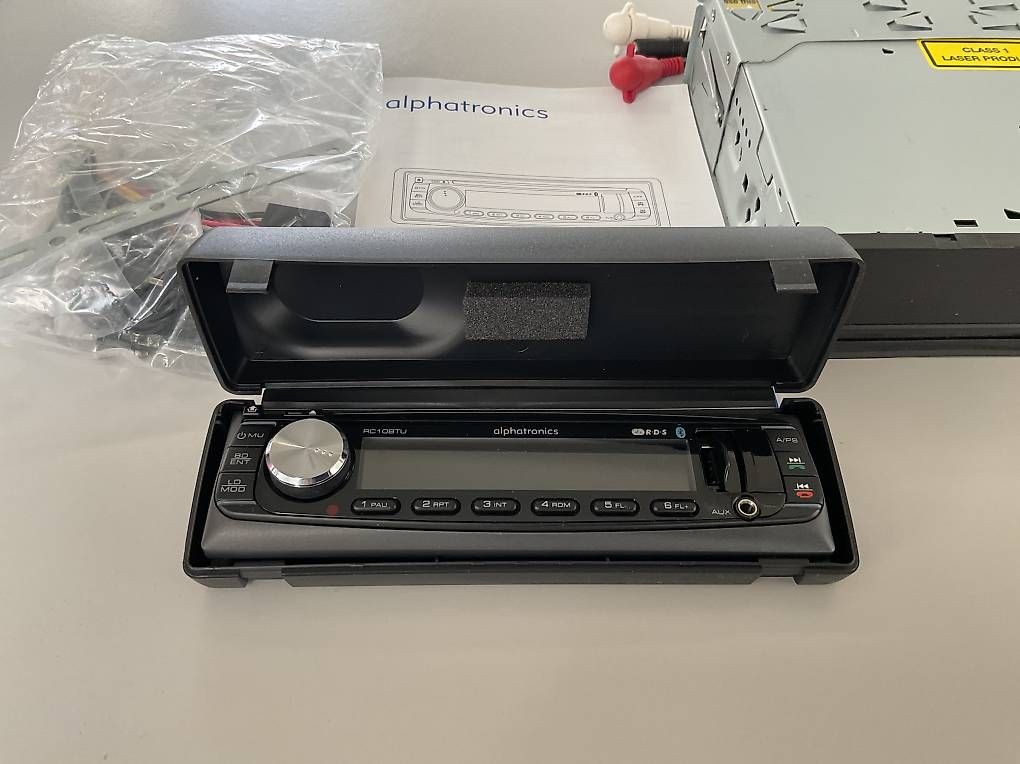 Radio: CD-Radio RC10BTU – Nuovo e nell'imballaggio originale da Ebikon venduto da Portmann_Sport 1