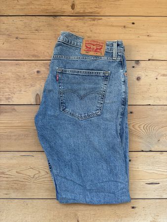 Levi's 502 Jeans W34 L32 leichte Gebrauchsspuren